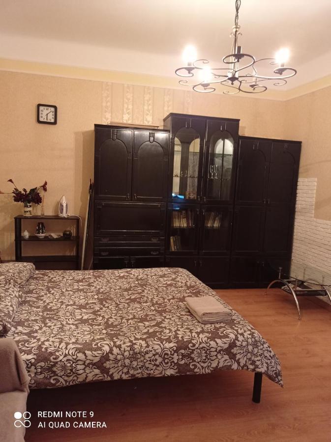 Apartament Khmelnytsky Street Near Opera Lwów Zewnętrze zdjęcie