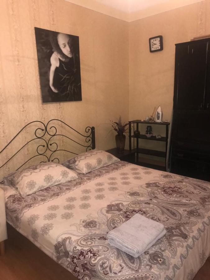 Apartament Khmelnytsky Street Near Opera Lwów Zewnętrze zdjęcie