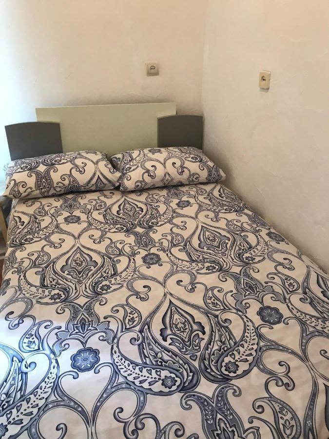 Apartament Khmelnytsky Street Near Opera Lwów Zewnętrze zdjęcie